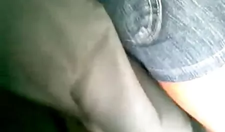Pelangi suzy mendapat lubang video ngesex tante nya diisi dengan cum di pantat