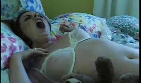 Pantat besar hot indah besar Payudara 3gp tante hot porno tanpa celana dalam