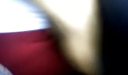Samantha Saint mengambil titit video bokep tante 3gp besar