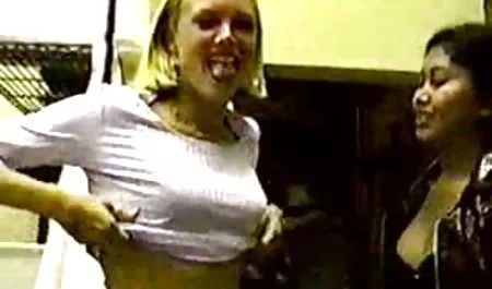 Nenek bokep toge colmek ingin lebih