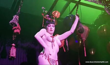 Sempurna hot tante video porno Asia menunjukkan dengan cantik sehingga lebih