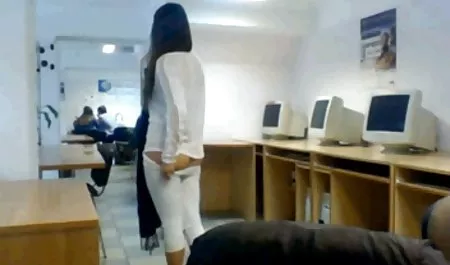 Toket kencang rambut coklat milf in lingerie yang ingin dia basah sek tante barat pukas hardcore