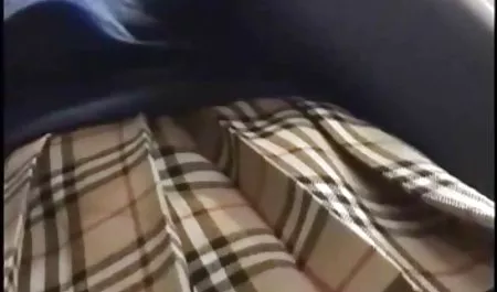 Seksi video bokep tante vs ponakan budak Romi memungkinkan anda menguasai berdaulat untuk mendominasi dia