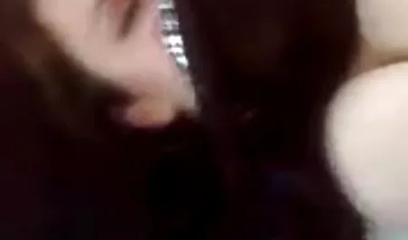 18летняя Thailand tante binal video remaja dengan kawat gigi amatir
