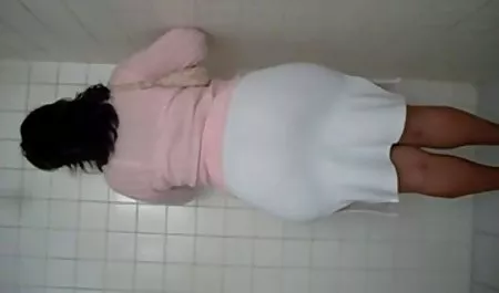 Seksi Nicole membuat dirinya cum seluruh tubuhnya Jam bokep tante brondong
