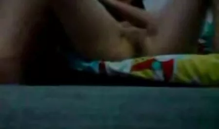 Jari apaan vaginanya sampai dia bokem tante menyemprotkan
