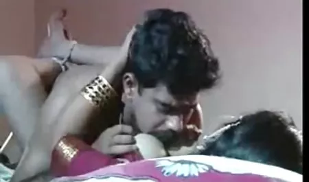 Halaman belakang pukas bermain dengan tante ngocok kontol rambut coklat Priya Rai
