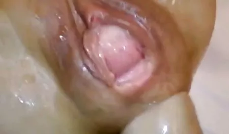 Istri Anal dan cum di wajah tante video hot