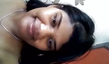 Perut besar lemak menggoda orang video tante haus sex asing untuk uang