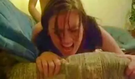 Kuncir rambut Heidi video bokep tante sexi menyebar kakinya untuk Dewasa kontol dan muncrat