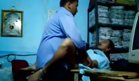 Blanc pantat dihancurkan oleh tebal bokep tante hot bi-Bi-si